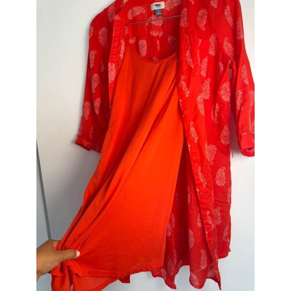 Old Navy Petite Red Paisley Button Front Tunic Blouse with Attached Cami Size M - Picture 11 of 11